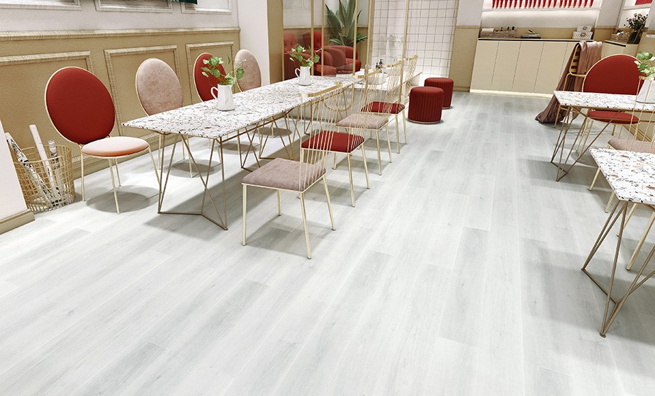 Ламинат SPC AquaMax Дуб Рединг (1220*184*4 мм) — купить в Ялте