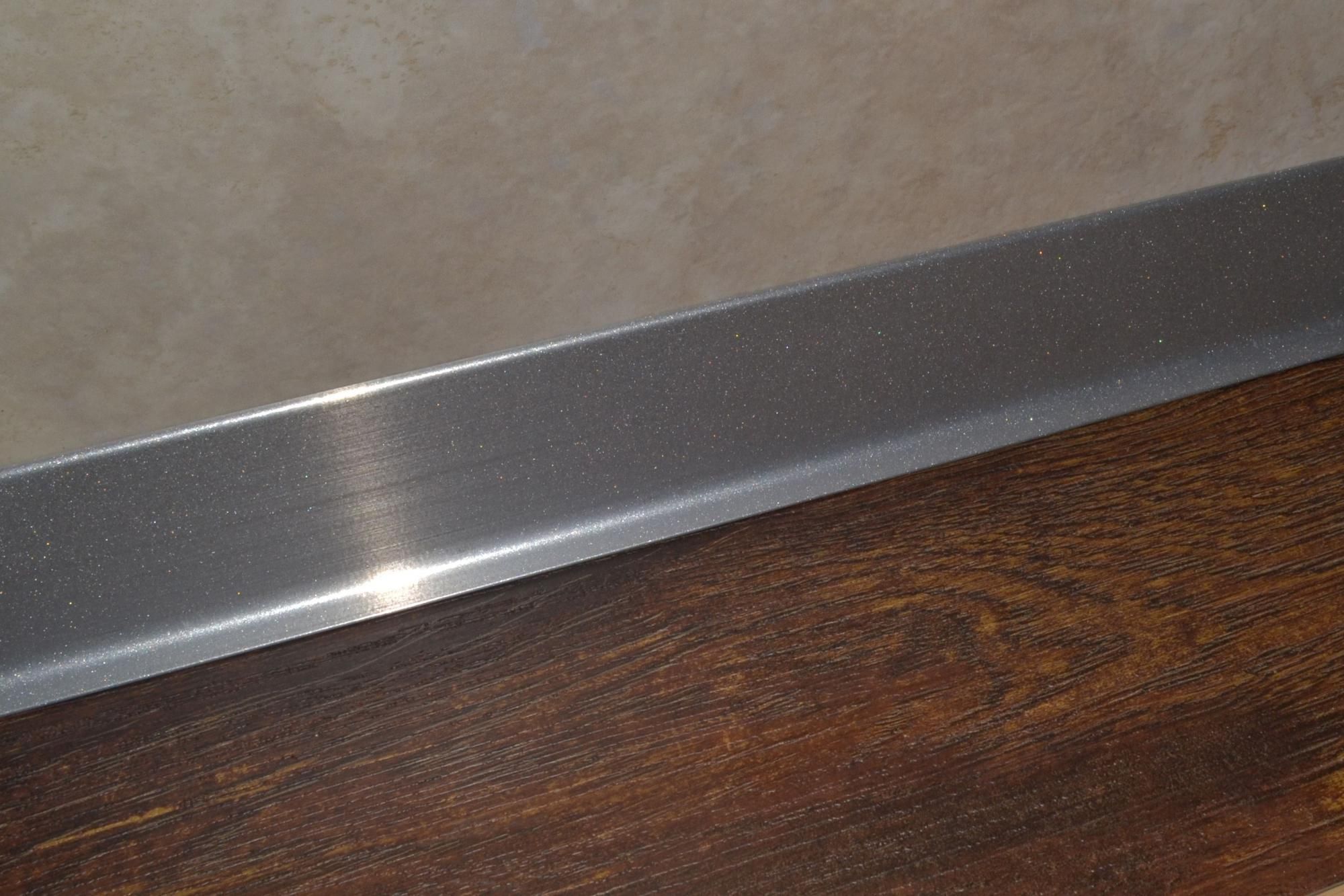 Плинтус алюминиевый L-образный серебристый (2500*11*60 мм) — купить в Ялте