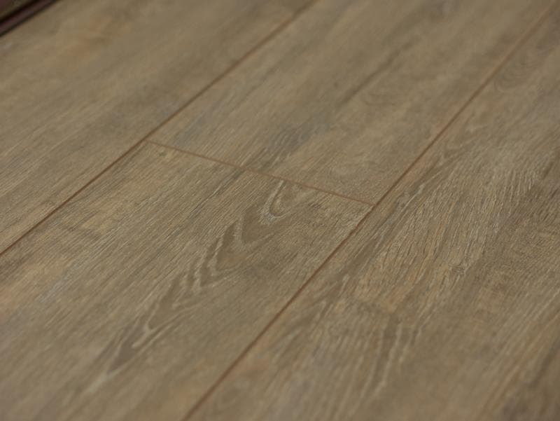 Ламинат "Ламинели" Дуб Палубный (1382*195*8 мм) — купить в Ялте