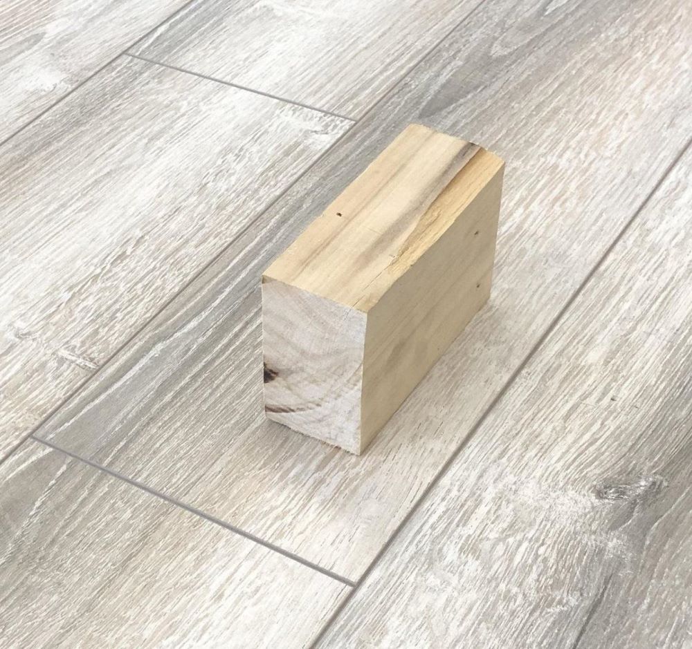 Ламинат "SunFloor" 8/33 4NV Сосна Тахо 52 (1380*159*8 мм) — купить в Ялте