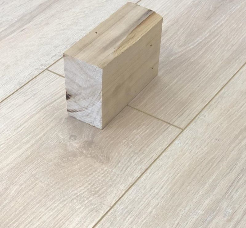 Ламинат "SunFloor" 8/32 4V Дуб Самоа 33 (1380*193*8 мм) — купить в Ялте