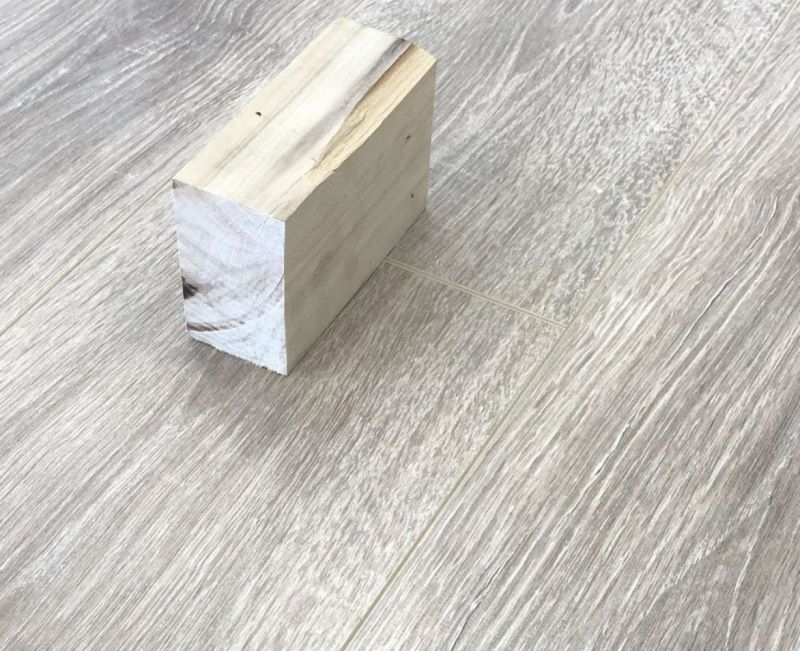 Ламинат "SunFloor" 8/32 4V Дуб Джонсон 32 (1380*193*8 мм) — купить в Ялте