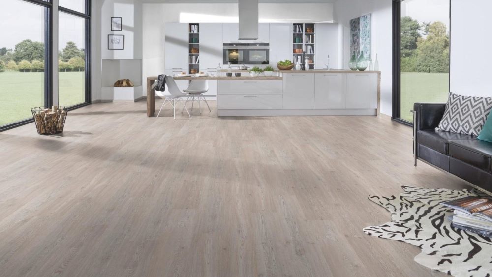 Ламинат Дуб Белый Масляный 33 класс "Krono original" Forte Classic 5552 oak (1285*192*8 мм) — купить в Ялте