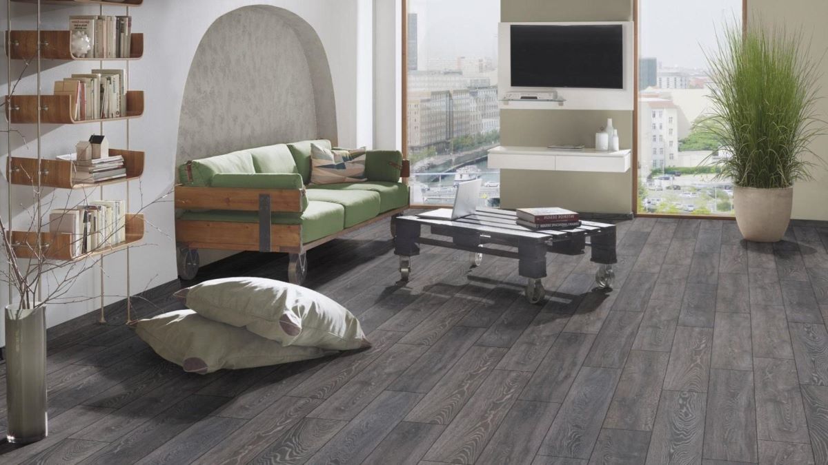 Ламинат "Kronospan" Super Natural Classic Дуб Бедрок 5541 (1285*192*8 мм) — купить в Ялте