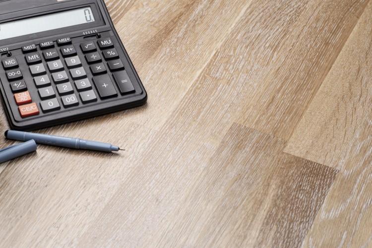 Паркетная доска "Sommer" Troyes Дуб Beige (2283*194*13,2 мм) — купить в Ялте