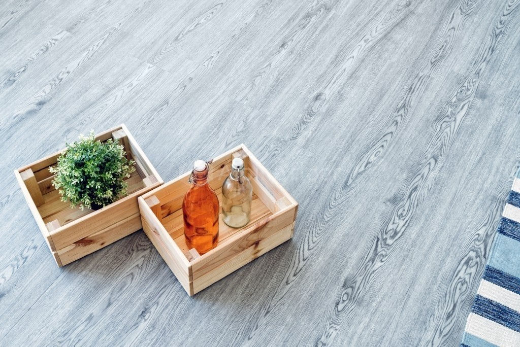 Замковая ПВХ плитка "Alpine Floor" Ясень  (1220*183*4мм) — купить в Ялте