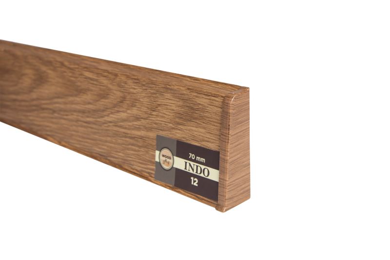Плинтус "Arbiton" Indo Дуб Темный (2500*26*70 мм) — купить в Ялте