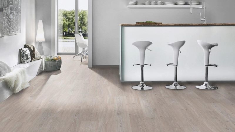 Ламинат Дуб Белый Масляный 33 класс "Krono original" Forte Classic 5552 oak (1285*192*8 мм) — купить в Ялте